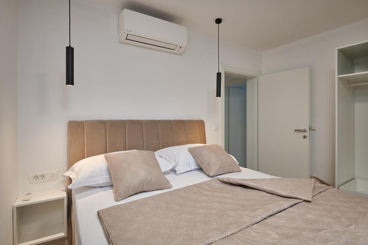 סלאנו Villa Nika With Private Heated Pool מראה חיצוני תמונה